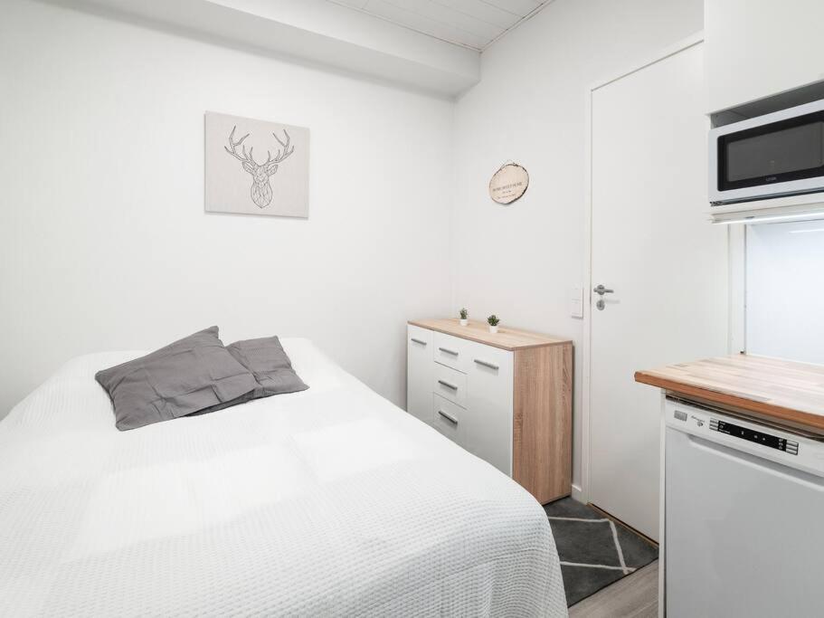 Cozy Roomy Studio Flat Next To Tram Stop @ Kallio Helsinki Ngoại thất bức ảnh